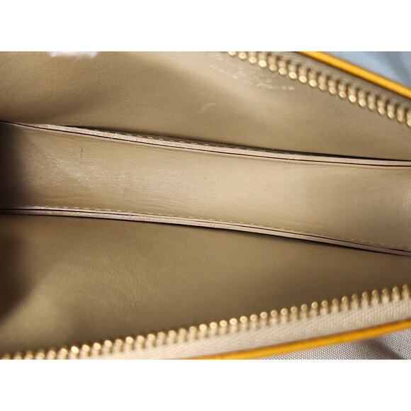Louis Vuitton Yellow Lexington Pochette Vernis Patent Leather Shoulder Bag - Picture 10 of 15